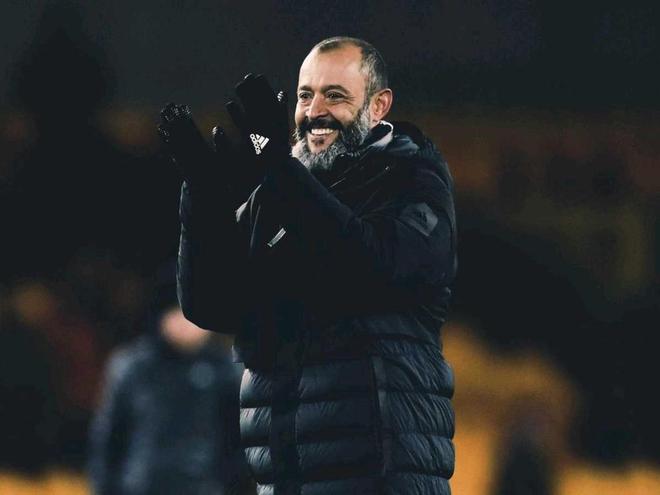 国际比赛日突围战来临；浙江队围绕欧联回应争议；质疑声仍在；训练强度明显提升的简单介绍